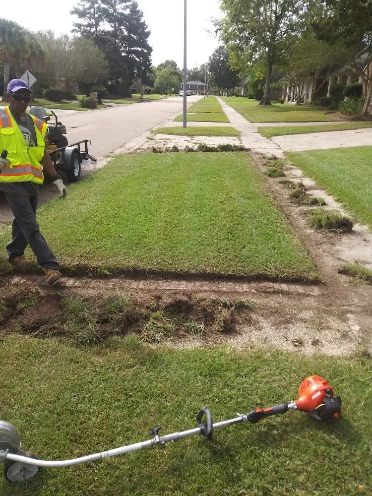 Trusted residential landscaping with custom design across Baker, LA - R&A Lawn Barber