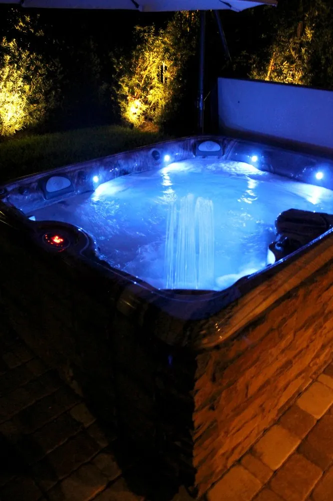 Affordable garden landscaping in Lauderhill, FL - R&A Property Maintenance