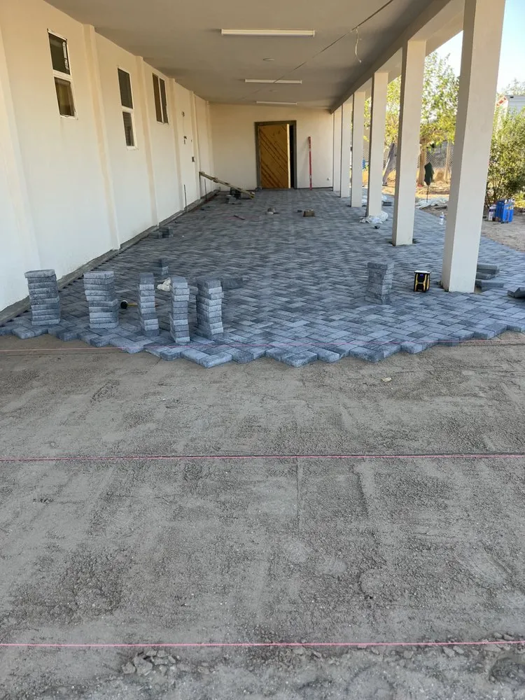 Trusted lawn care service for residential properties across Mesquite, NV - Rabago’s Handyman and Maintenance