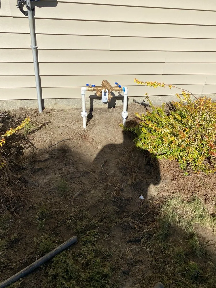 Reliable yard cleanup service for year-round maintenance across Broadway, NC - Raciel Landscaping