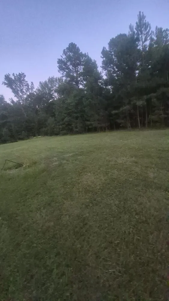 Affordable yard maintenance in Fayetteville, NC by Radbrick Lawn Care