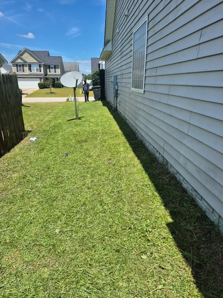 Trusted lawn care service near you in Fayetteville, NC by Radbrick Lawn Care