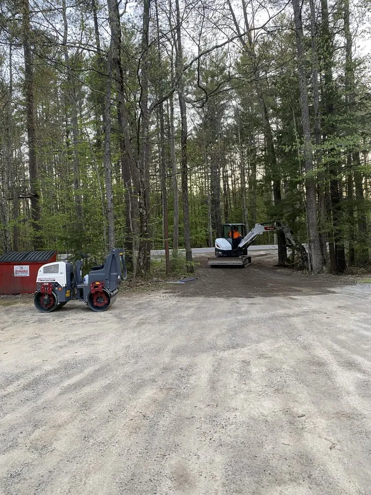 Custom lawn care service for beautiful yards across Mont Vernon, NH - Radford Industries