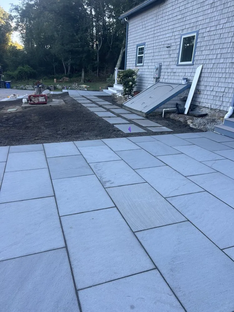 Expert yard maintenance for homes in Coventry, RI by Radscapes