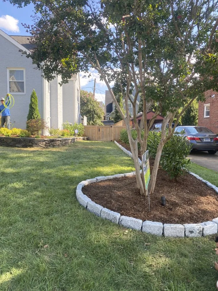 Reliable garden landscaping near you in Dale City, VA by Rafael de León