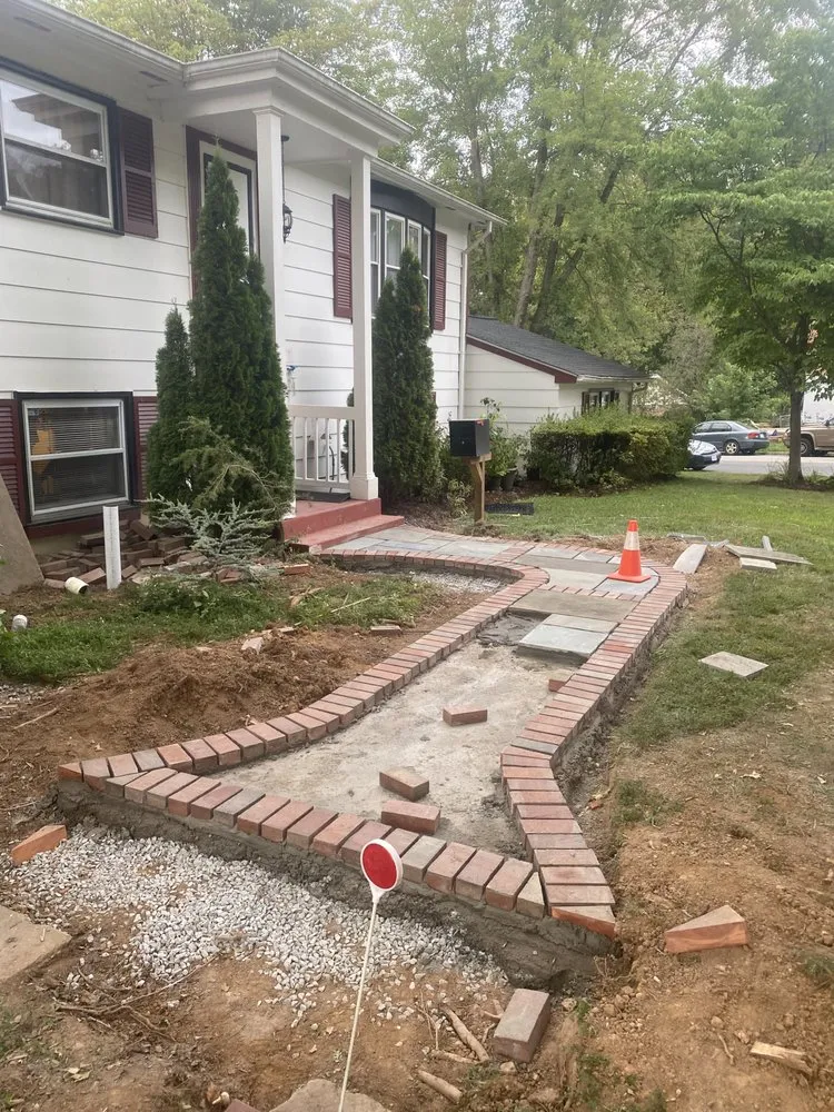 Affordable landscape installation in Dale City, VA - Rafael de León