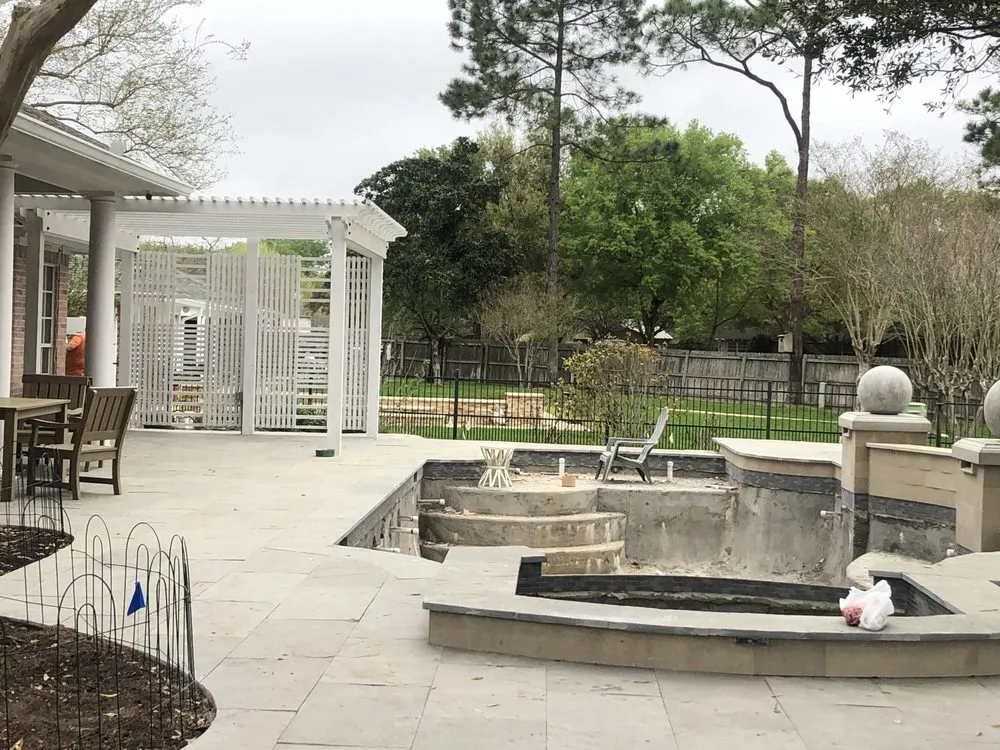 Reliable outdoor landscaping for homes in Houston, TX by Rafael Enterprises