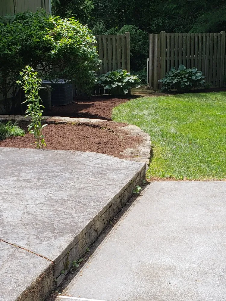 Trusted outdoor landscaping for beautiful yards in Waltham, MA by Rafael Landscaping