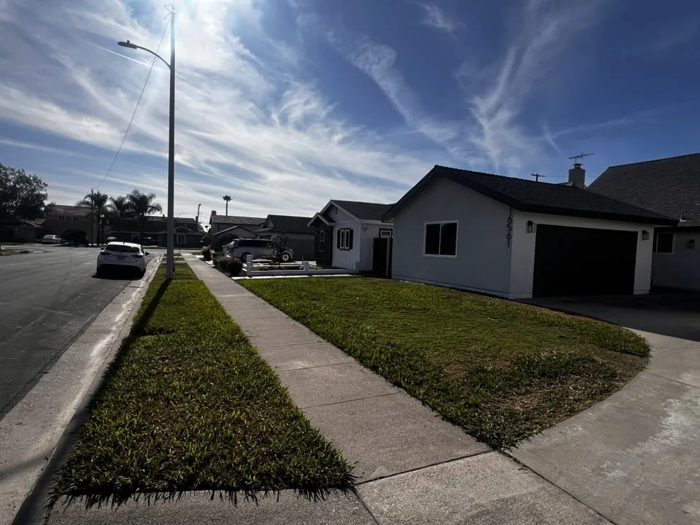 Trusted landscaping services for homes in Costa Mesa, CA by Rafael Salinas Landscaping