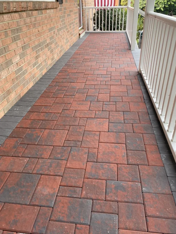 Local lawn mowing service for homes in Springfield, VA by Rafael's Landscaping