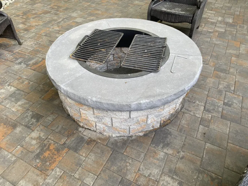 Top-rated lawn mowing service for residential properties in Springfield, VA by Rafael's Landscaping