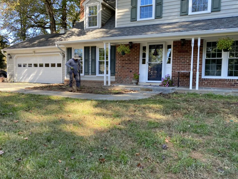 Affordable yard maintenance experts serving Springfield, VA - Rafael's Landscaping