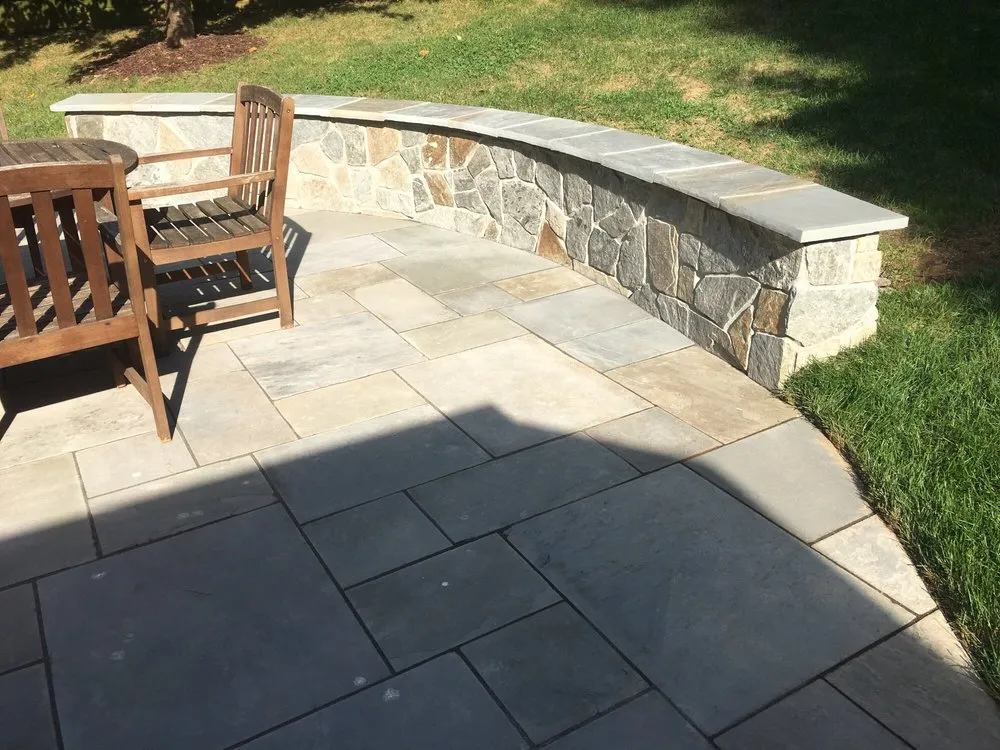 Professional garden landscaping in Springfield, VA - Rafael's Landscaping
