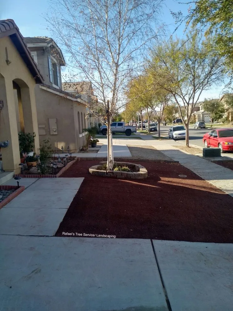 Custom landscaping services experts serving Jurupa Valley, CA - Rafael’s Tree Service & Landscaping
