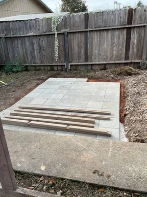 Rafas Landscaping Logo