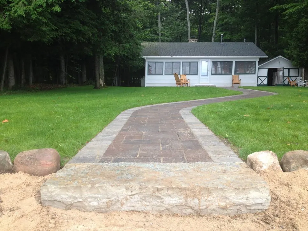 Expert lawn care service in Wappingers Falls, NY - Rafisny-landscaping