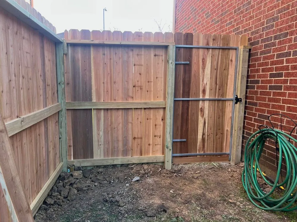 Top-rated yard cleanup service in Cypress, TX - Rafter V Services