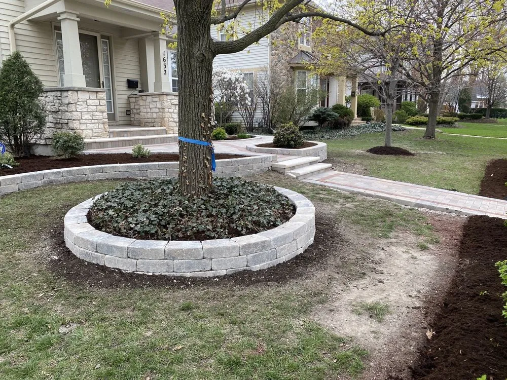 Top-rated lawn care service experts serving Chicago, IL - Raices Landscapes