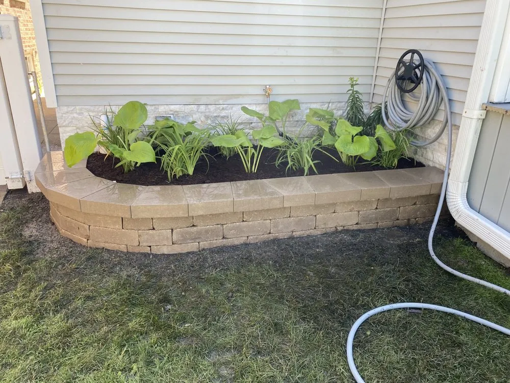 Top-rated landscape design for outdoor upgrades in Chicago, IL by Raices Landscapes