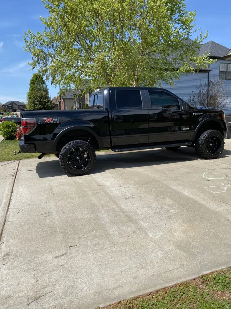 Affordable garden landscaping for year-round maintenance across Clarksville, TN - Raiders Lawn Care & Mobile Detailing