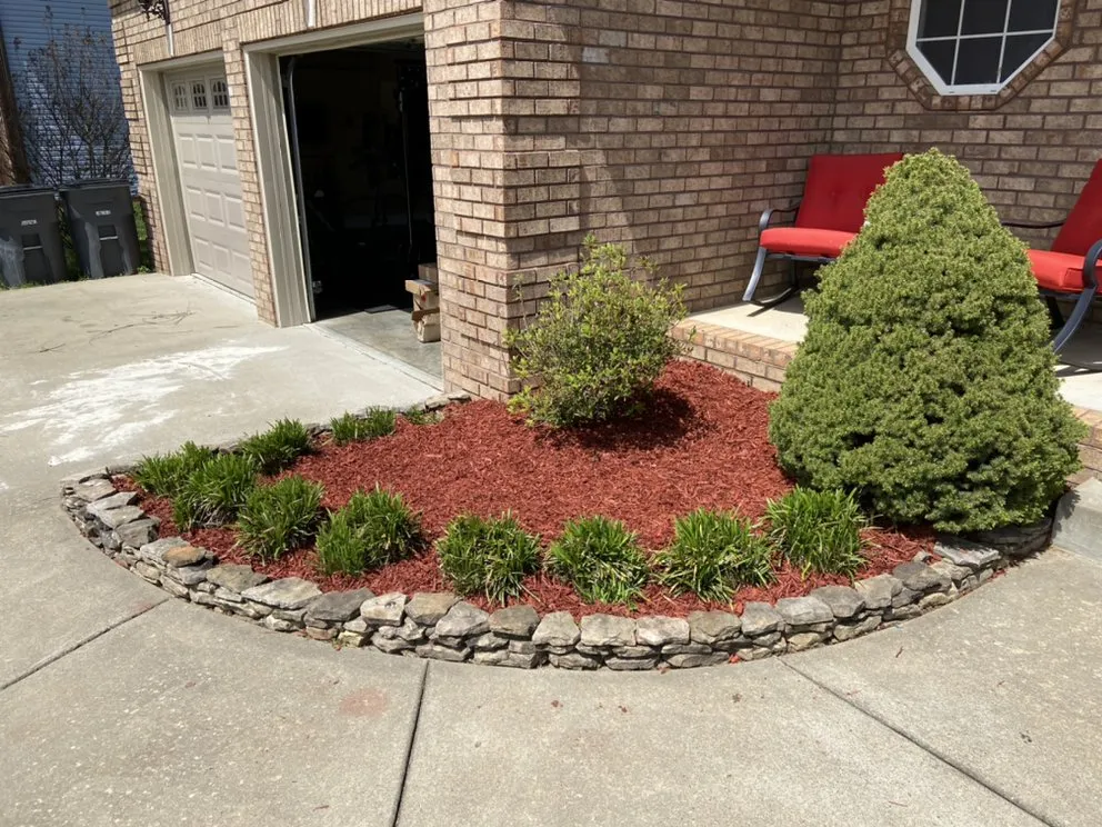 Trusted yard maintenance in Clarksville, TN - Raiders Lawn Care & Mobile Detailing
