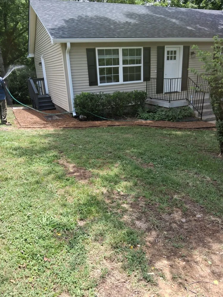 Expert yard cleanup service in Lewisburg, TN - Railling's Outdoor Inprovement