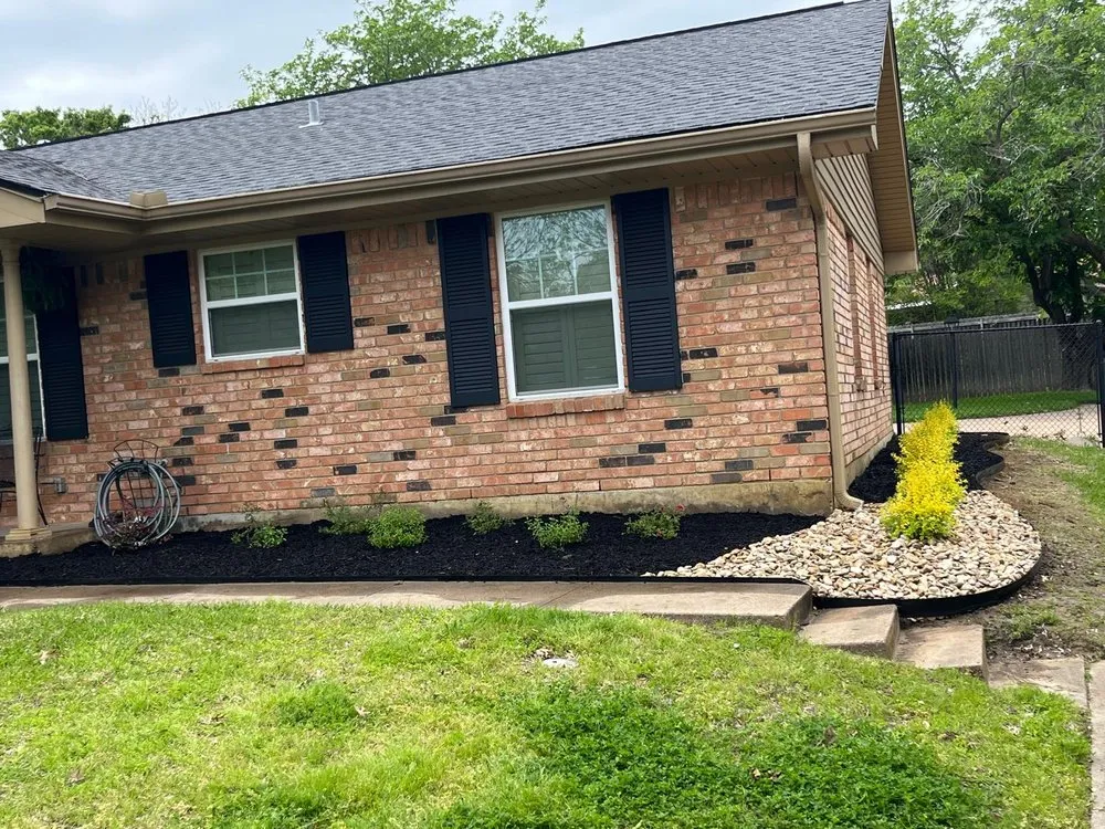 Local garden landscaping with custom design in Palmer, TX by Rain Forest Landscaping