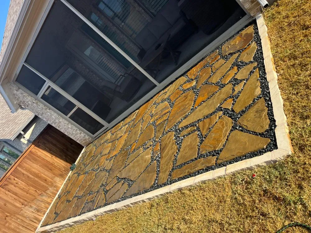 Custom garden landscaping experts serving Palmer, TX - Rain Forest Landscaping