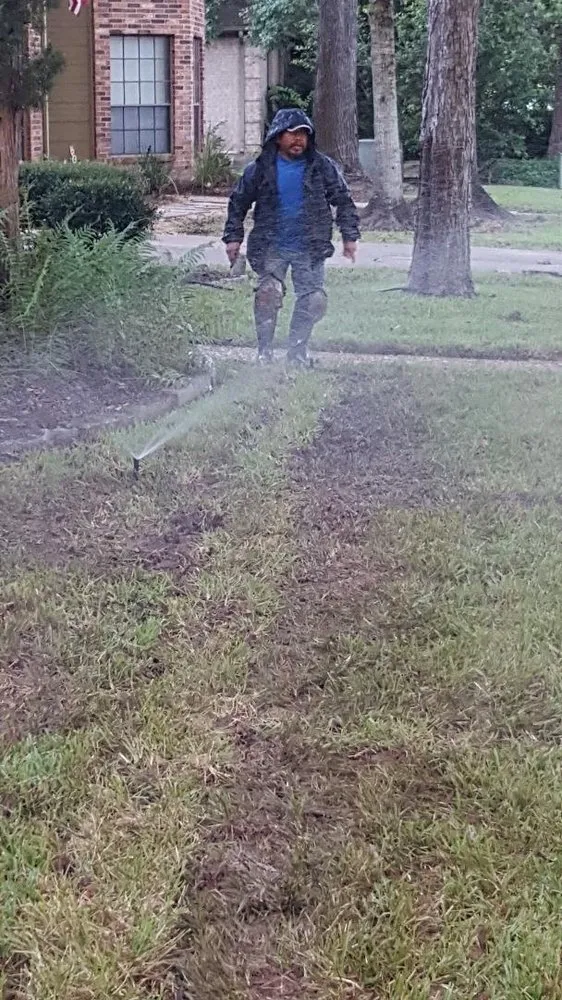 Trusted yard cleanup service experts serving Cypress, TX - Rain Master Irrigation & Landscaping