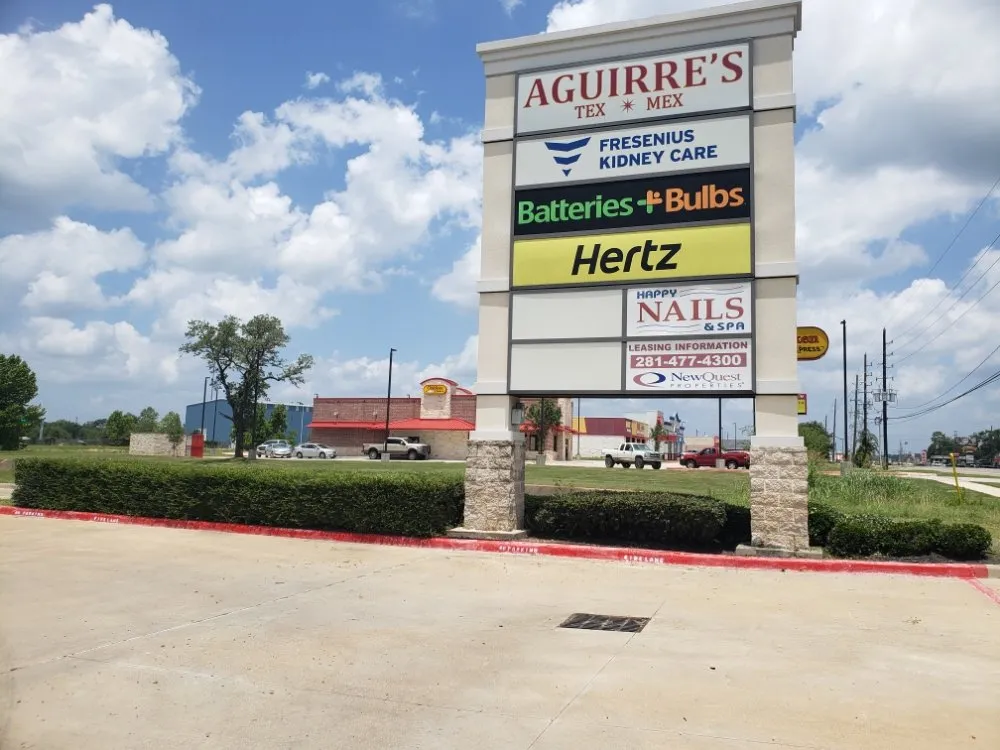 Affordable lawn care service in Houston, TX - Rain or Shine Lawns & Landscaping