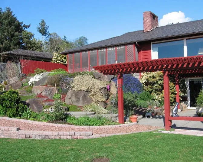 Expert landscape installation with custom design across Everett, WA - Rainbow Gardening & Landscaping