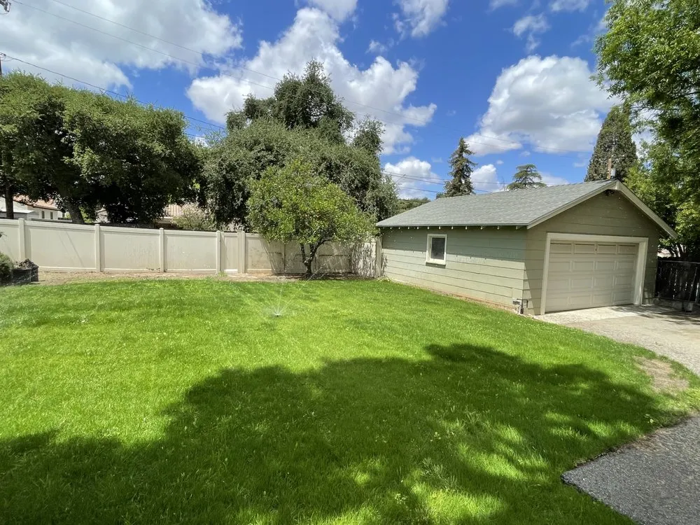 Professional landscape design in Redlands, CA by Rainbow Landscaping