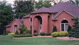 Expert residential landscaping in Shelby Township, MI by Rainbow Landscaping