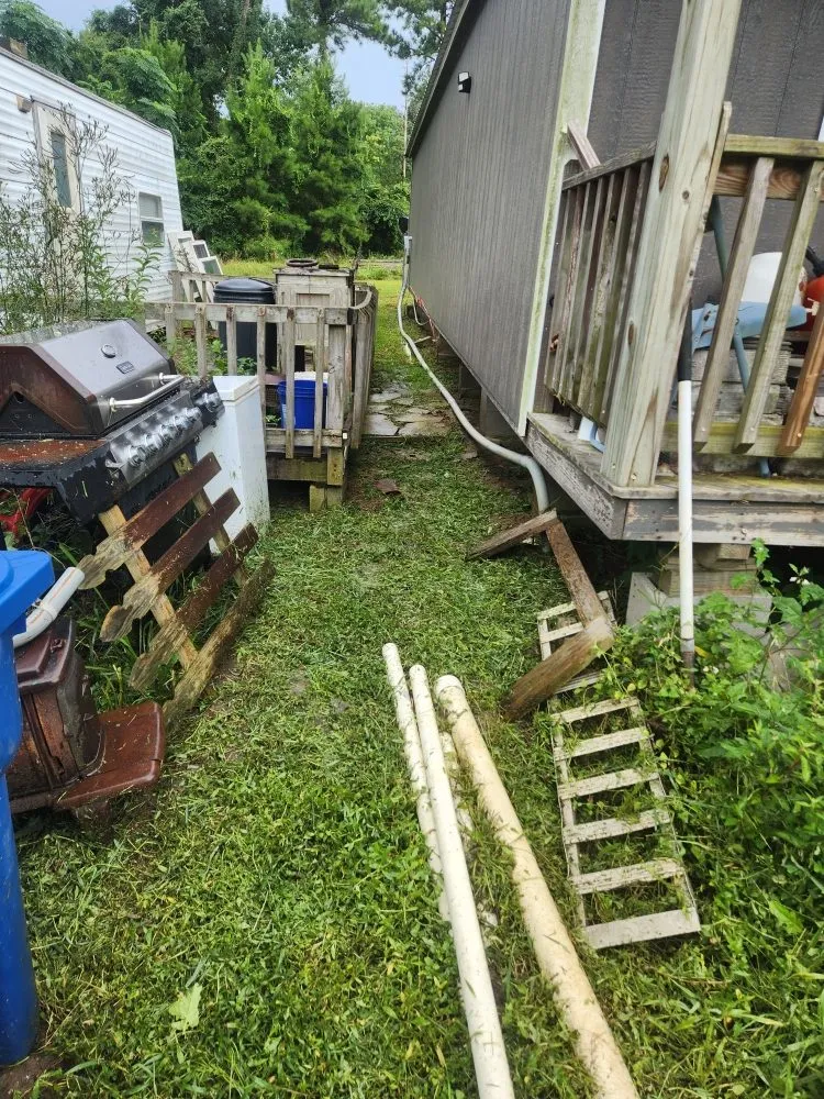 Trusted landscaping services in Livingston, TX by Rainbows Yard Maintenance