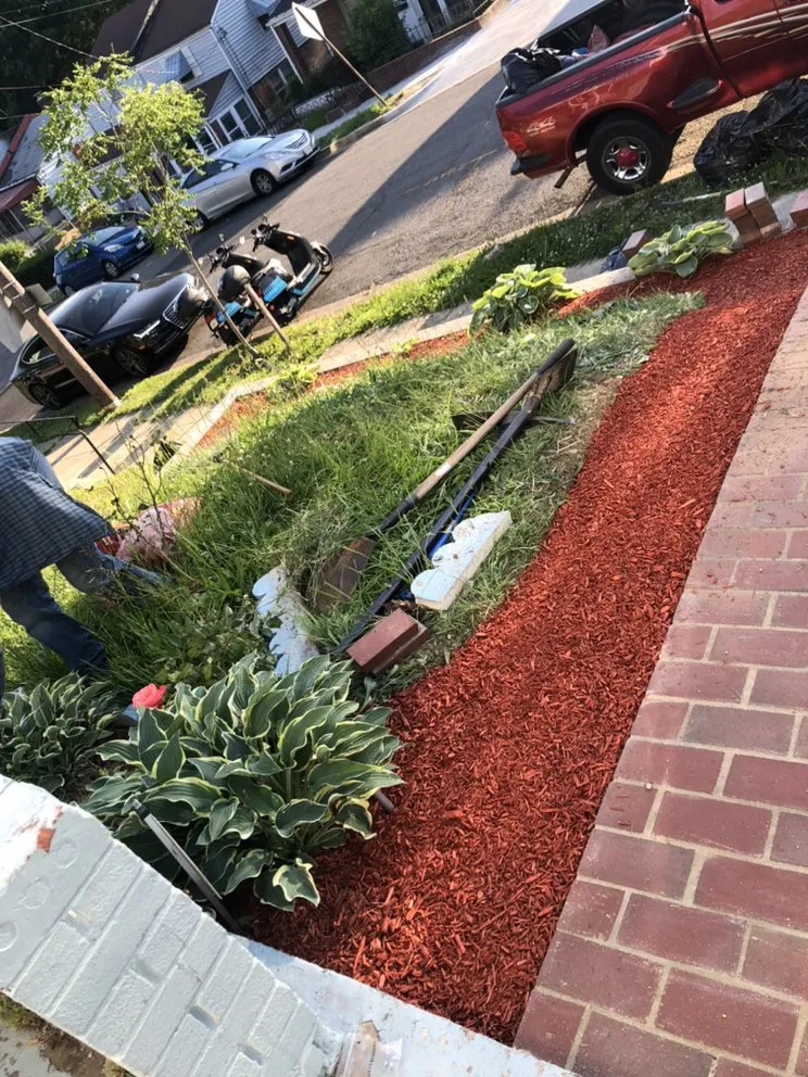 Reliable garden landscaping experts serving Hyattsville, MD - Raindrops services