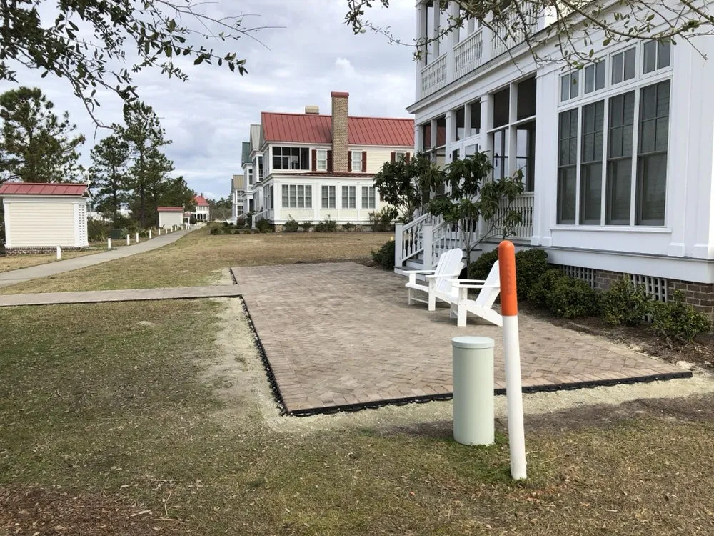 Reliable lawn care service in Ernul, NC - Raines Landscape
