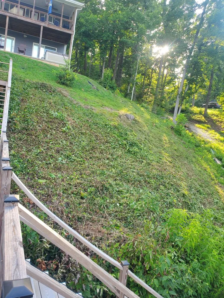 Trusted outdoor landscaping for residential properties in Inman, SC by Rainey's Advanced Mowing Services