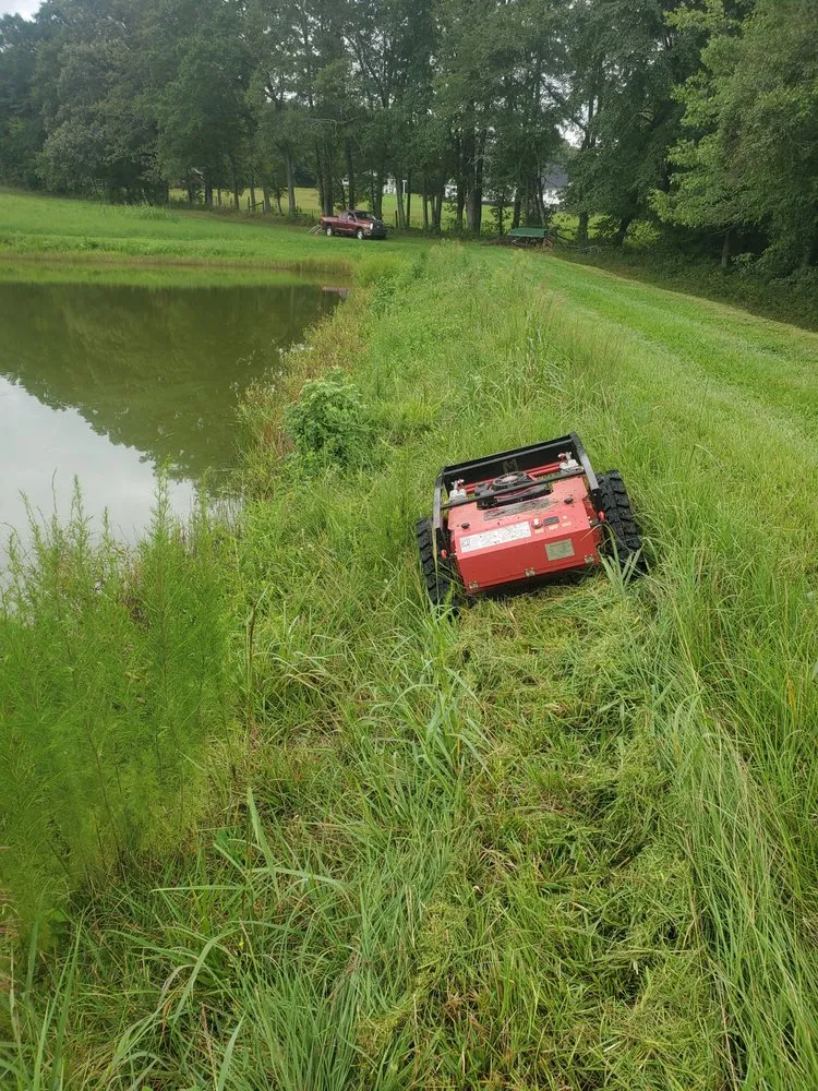 Custom landscape installation experts serving Inman, SC - Rainey's Advanced Mowing Services
