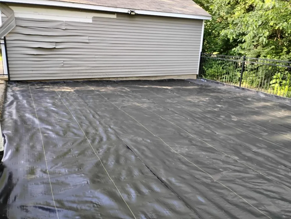 Local yard maintenance in Petersburg, IL by Rainey's Lawn Care And Landscaping