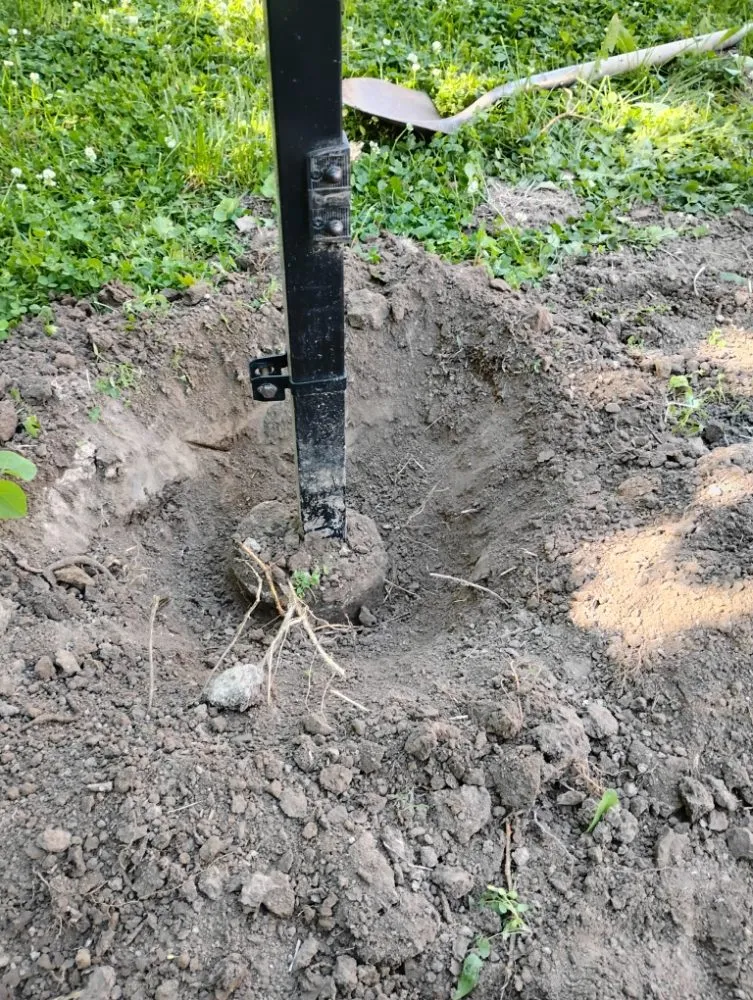 Trusted residential landscaping in Petersburg, IL by Rainey's Lawn Care And Landscaping