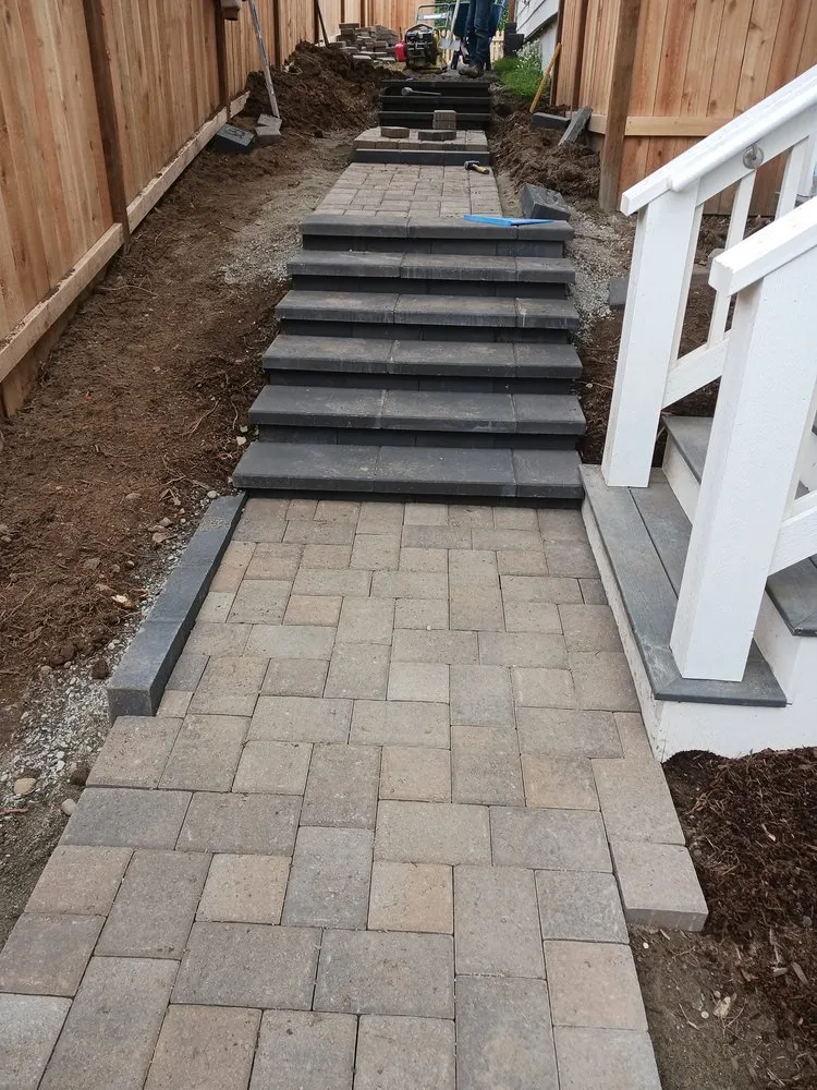 Affordable yard maintenance experts serving Seattle, WA - Rainier Pavers