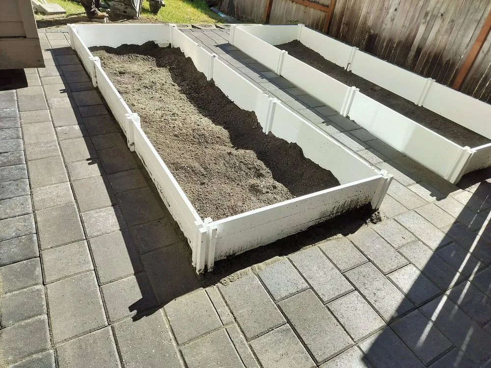 Professional garden landscaping experts serving Seattle, WA - Rainier Pavers