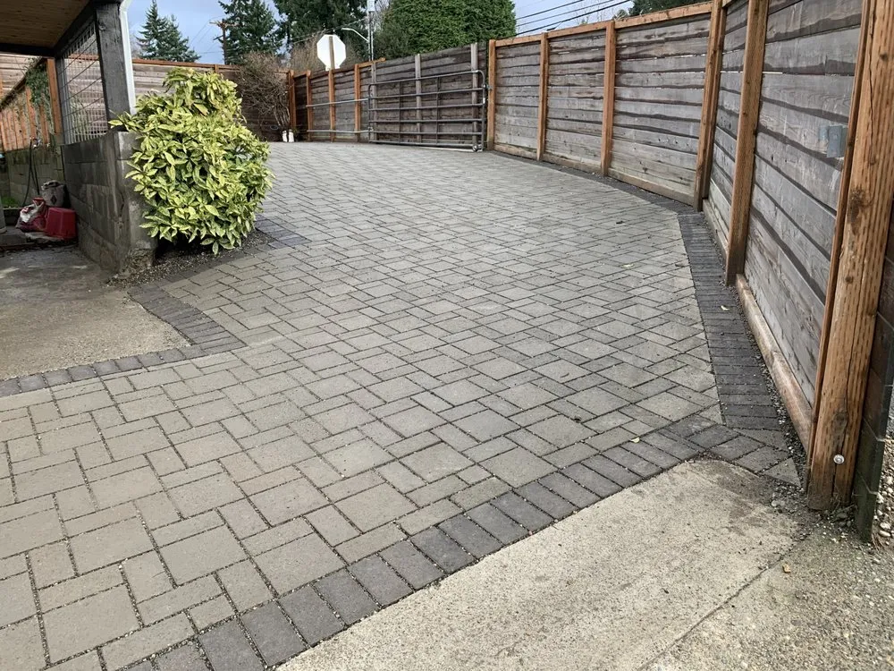 Top-rated lawn care service for beautiful yards in Maple Valley, WA by Rainier Rockeries