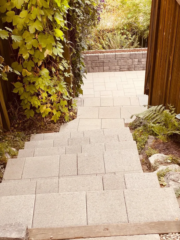 Local yard maintenance for beautiful yards in Maple Valley, WA by Rainier Rockeries