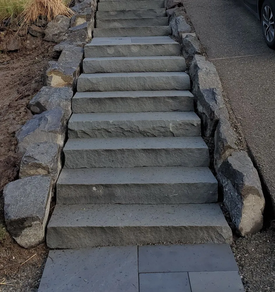 Professional lawn mowing service experts serving Maple Valley, WA - Rainier Rockeries