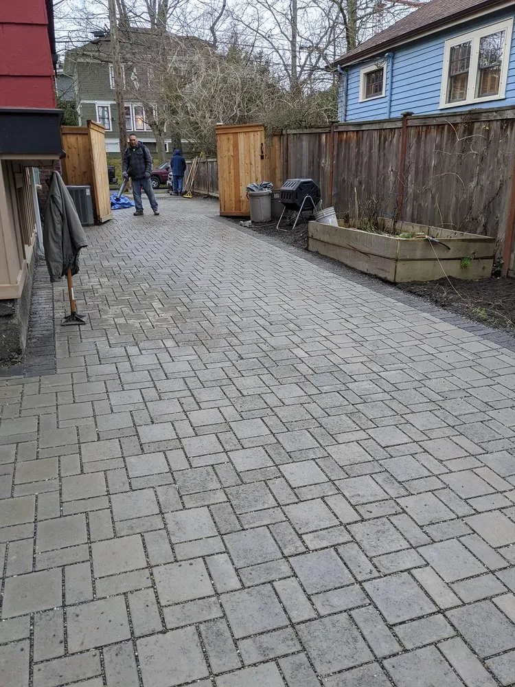 Expert landscaping services in Maple Valley, WA - Rainier Rockeries