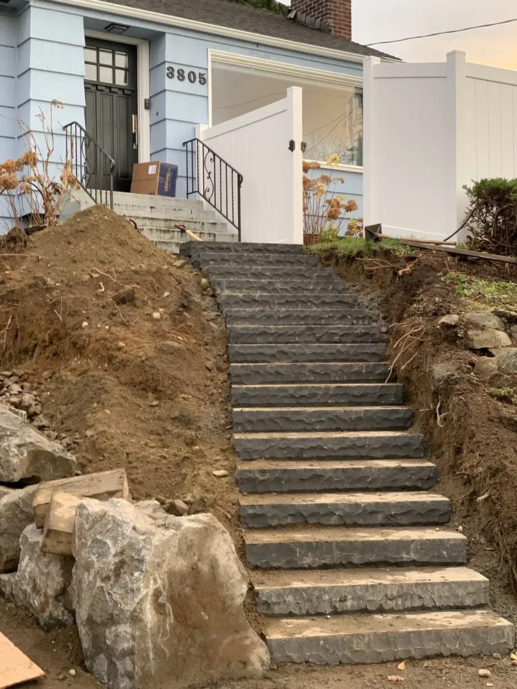 Local garden landscaping in Maple Valley, WA - Rainier Rockeries