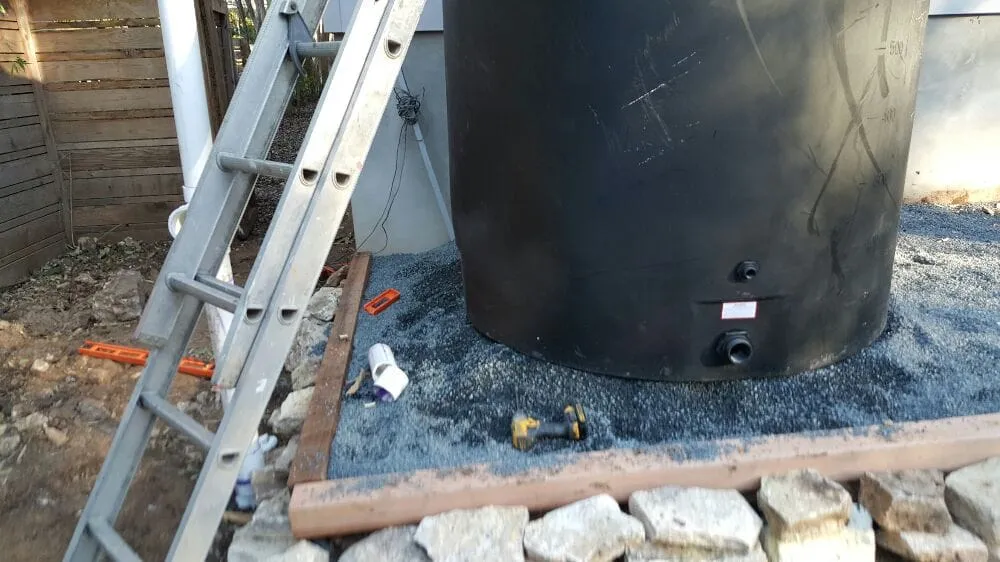 Affordable lawn care service experts serving Austin, TX - Raintree Seamless Gutters