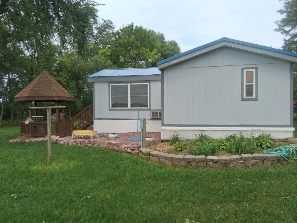 Professional lawn mowing service in Harrisburg, SD - Rainwater Construction