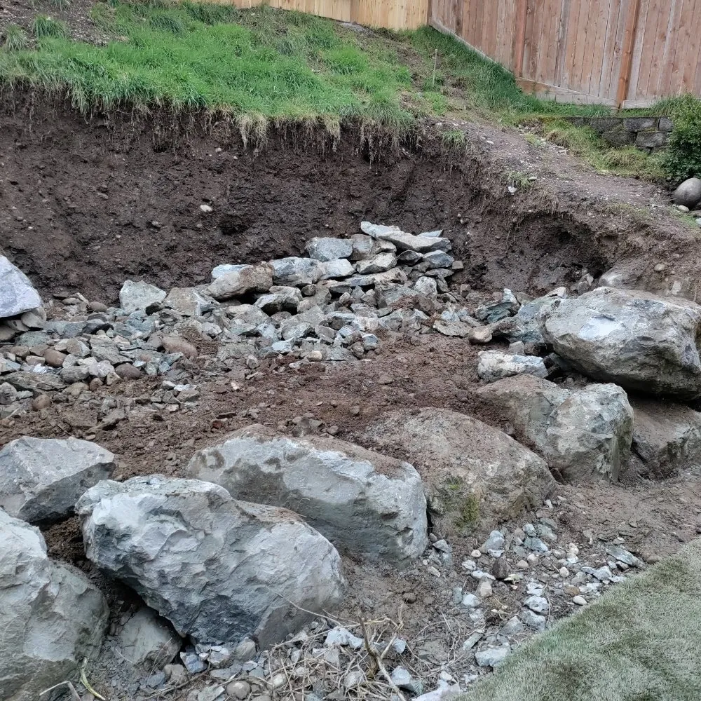 Professional outdoor landscaping with custom design across Federal Way, WA - Rainwater Landscapes